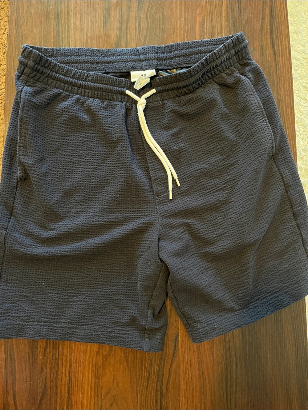 H&M Men’s Textured Drawstring Shorts - Navy